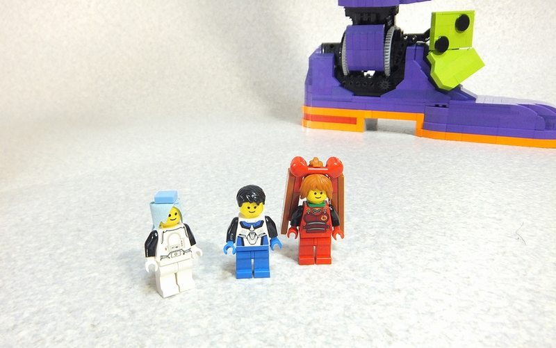 Illustration for article titled This 4-Foot Tall LEGO Evangelion Could Probably Kick Your Ass
